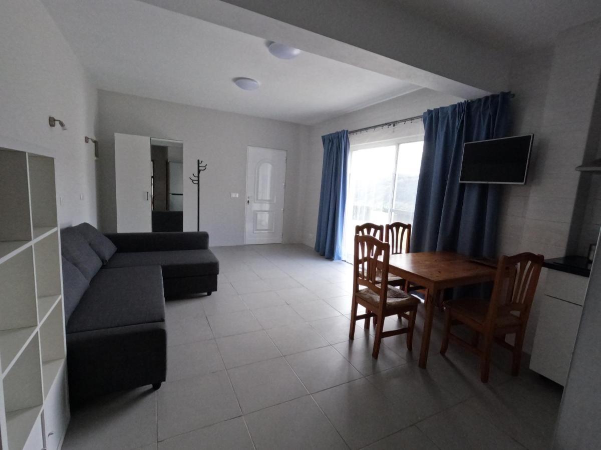 Apartamentos Praia Do Almoxarife Horta  Dış mekan fotoğraf